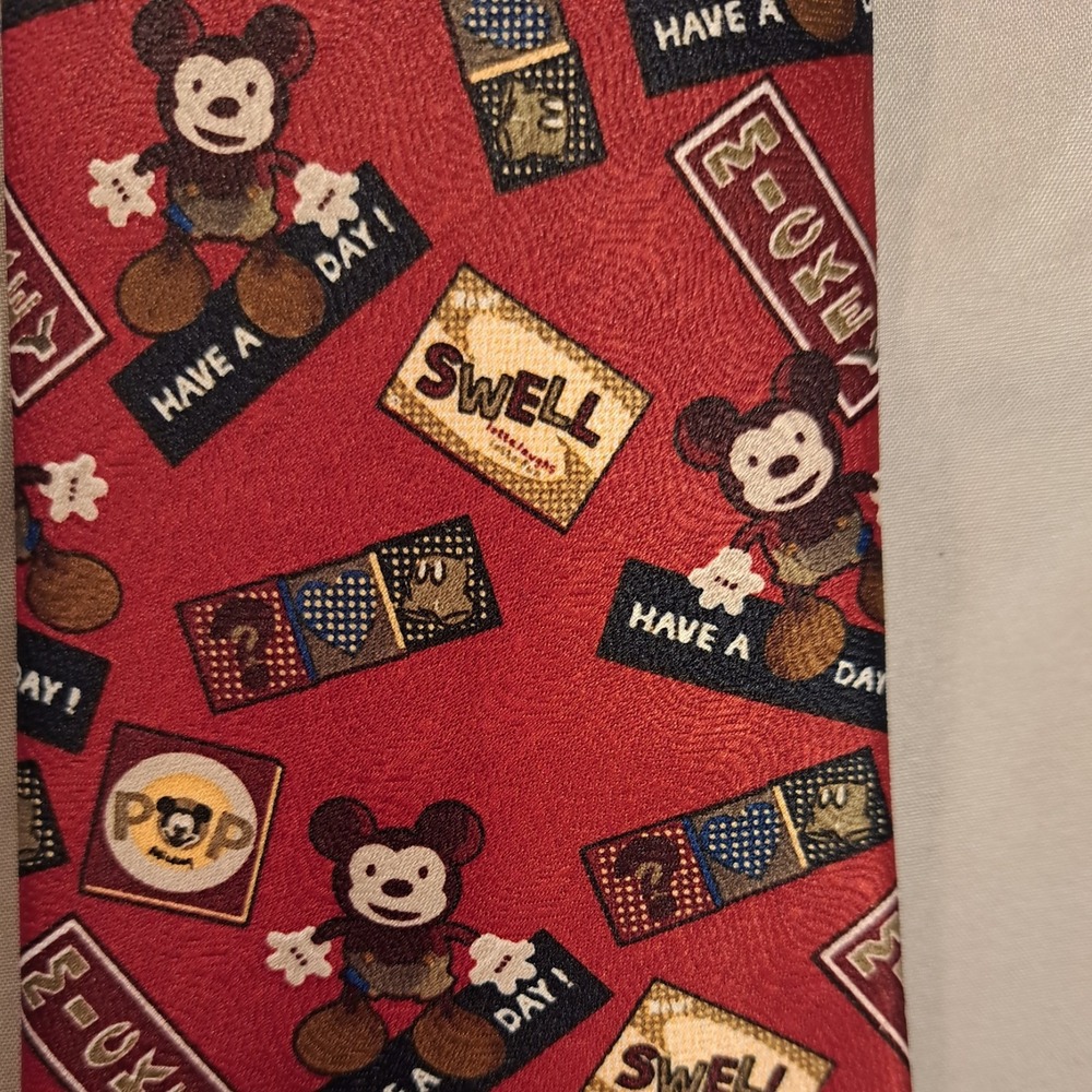Mickey Mouse Tie Mickey Unlimited 100% Polyester Pop Swell Red Retro EUC Necktie